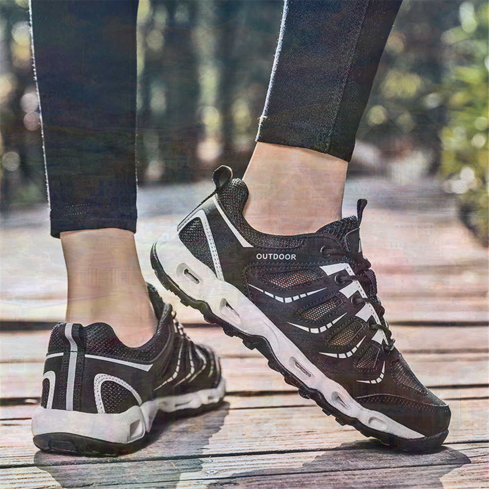Sumer Round Tip Silver Sneaker - Home Gym Old School ulasan dan harga